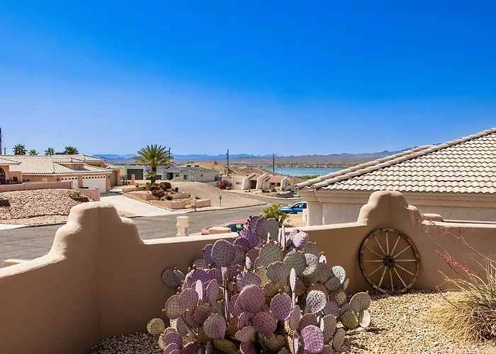 Havasu River Pool Outdoortv Views *
